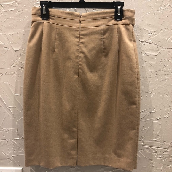 Kaki pencil skirt - Picture 2 of 4